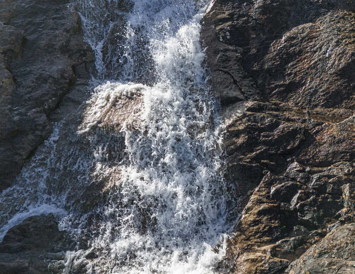Водопад на реке Безымянной