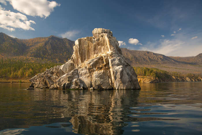 Остров Бакланий камень